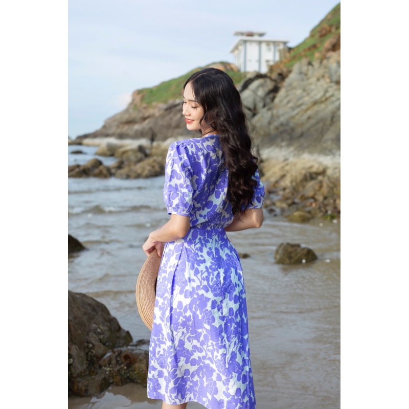 Đầm clothesrack cổ tròn hoa tím Lolie dress