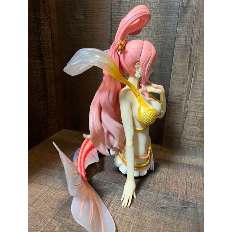 Mô hình One Piece - Công chúa tiên cá Shirahoshi FZ Bandai chính hãng