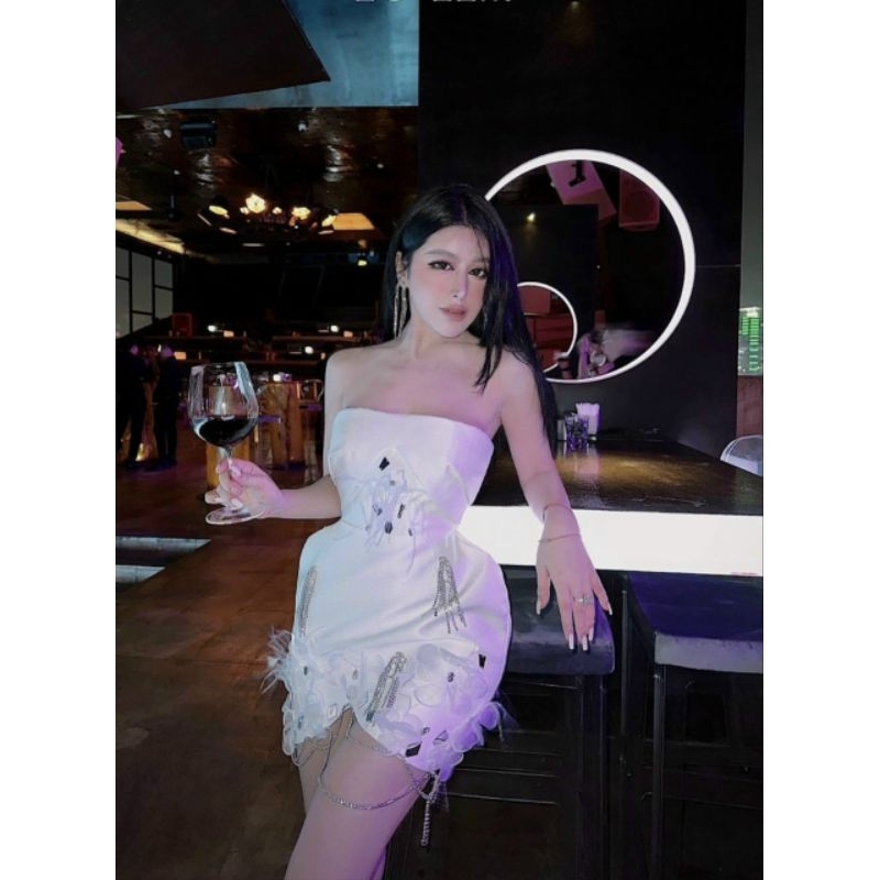 Đầm body cúp ngực kết đá