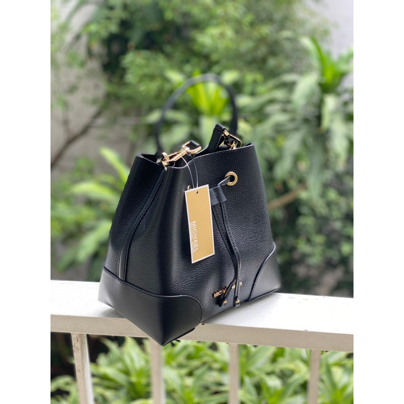 Túi MK auth sale (2 màu : đen, hồng logo)