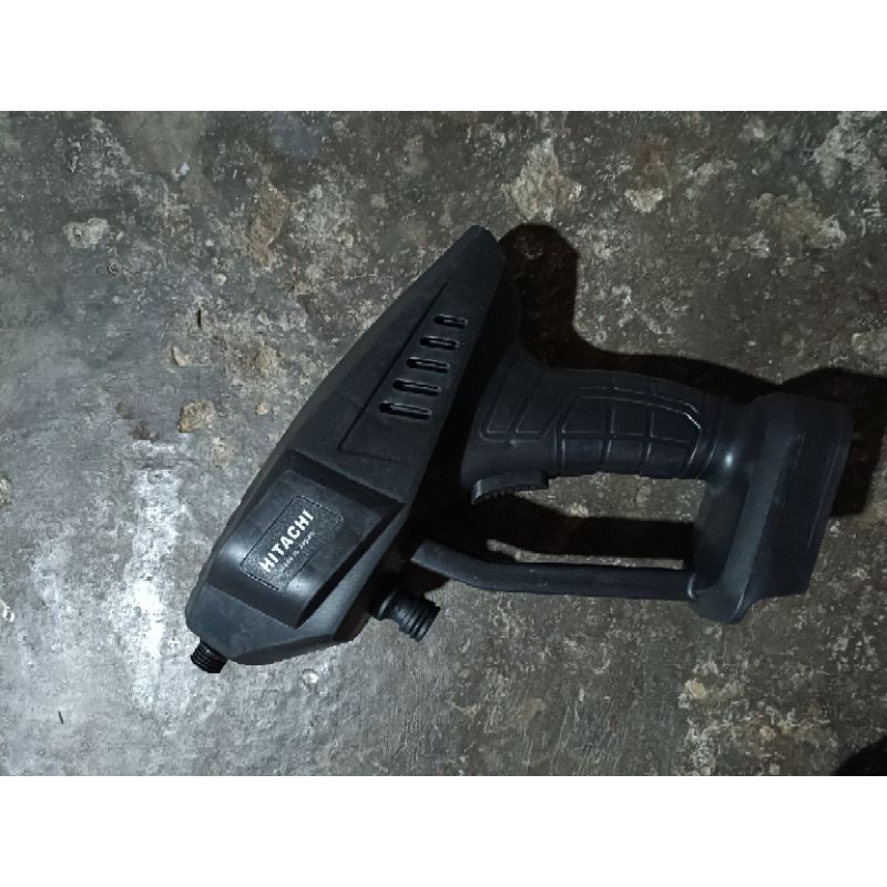 MÁY RỬA XE DÙNG PIN HITACHI 118V - MÁY RỬA MÁY LẠNH GIA ĐÌNH