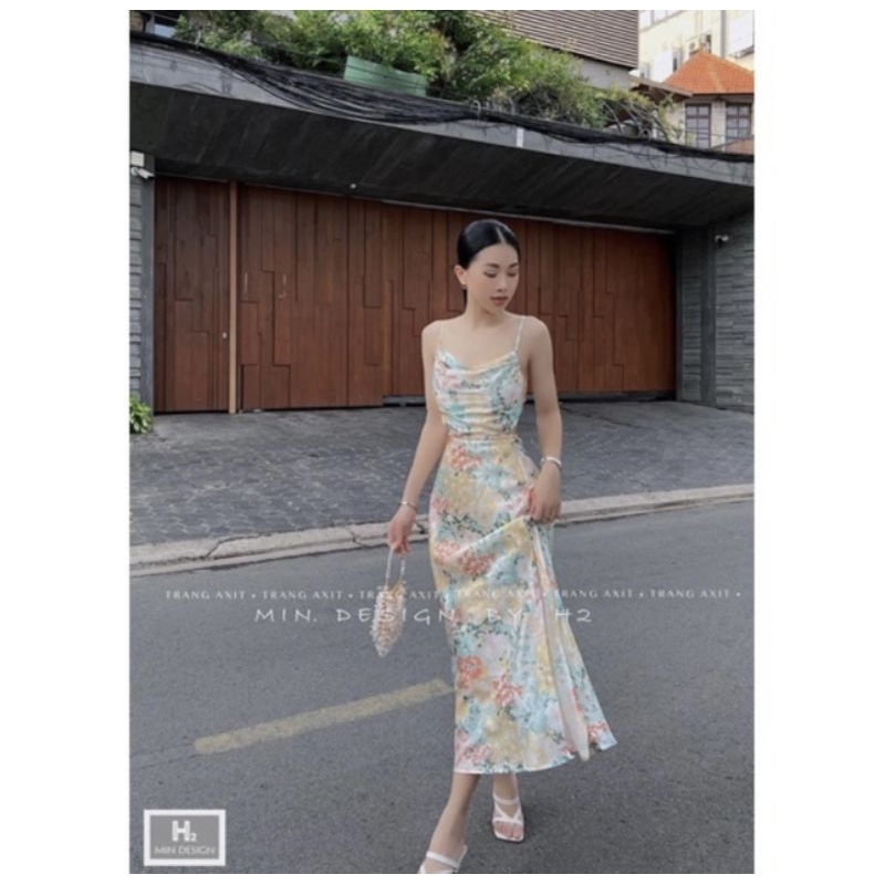 Đầm 2 Dây Cổ Đổ Hở Lưng