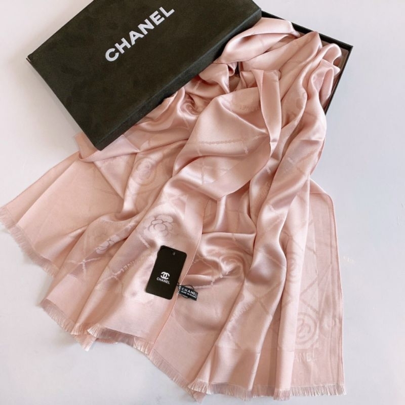 Khăn Đũi Channnel Hoa   - Khăn choàng hàng có sẵn