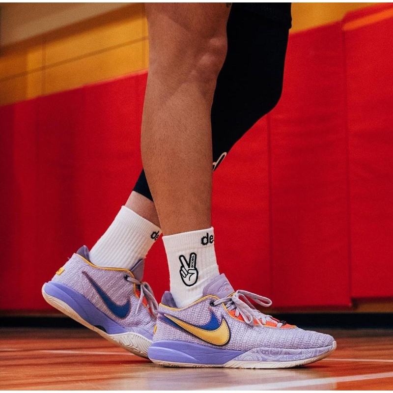 Lebron 20 Violet frost chính hãng 100%