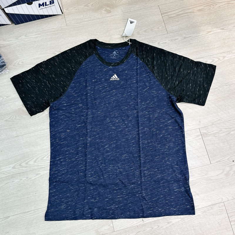 ÁO THUN ADIDAS ESSENTIAL MUỐI TIÊU RAGLAG