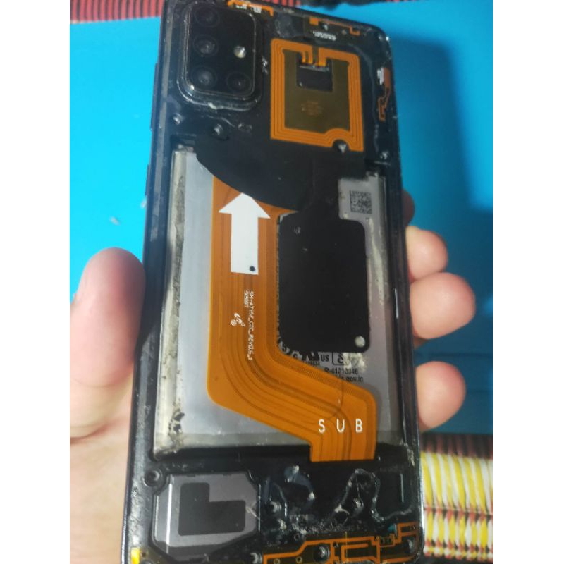 Màn hình Samsung galaxy A71 liền khung bóc máy full cảm