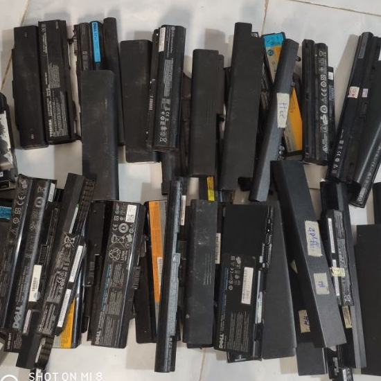 Pin laptop cũ hỏng các loại nguyên zin chưa mở cho ae lấy cell
