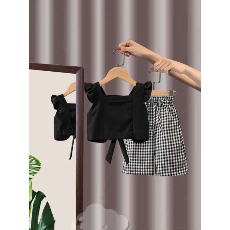 Bộ  áo cánh tiên nơ lưng kèm quần xuông caro tiểu thư bé gái