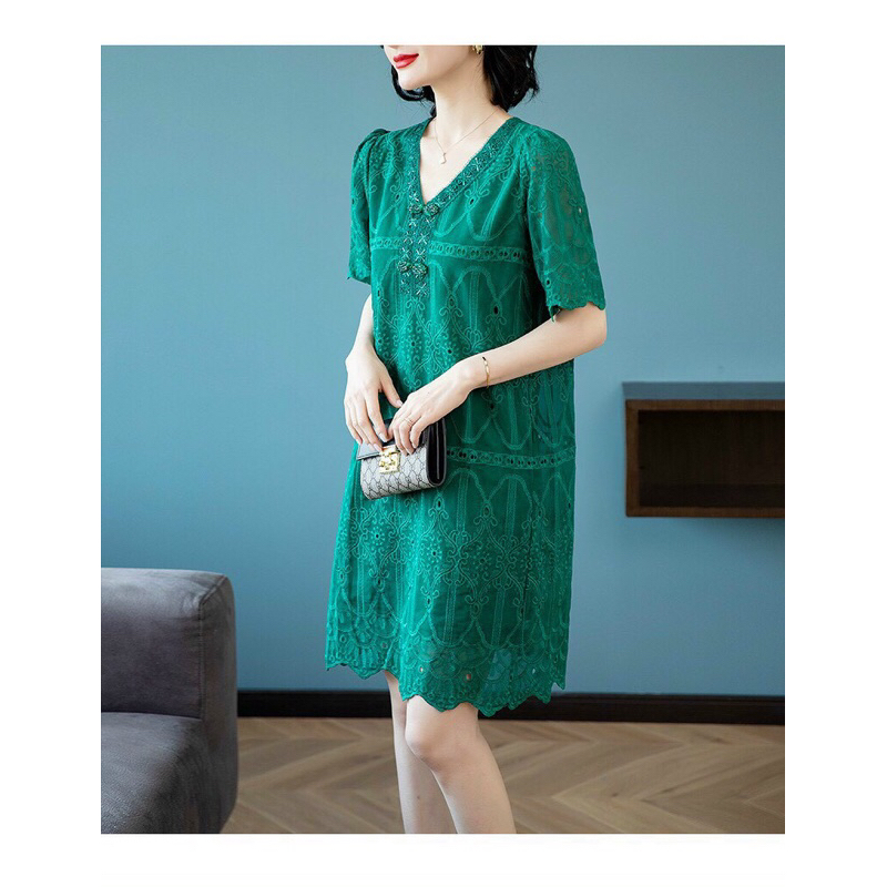 Đầm suông ren cổ kết đá. Nhập QC