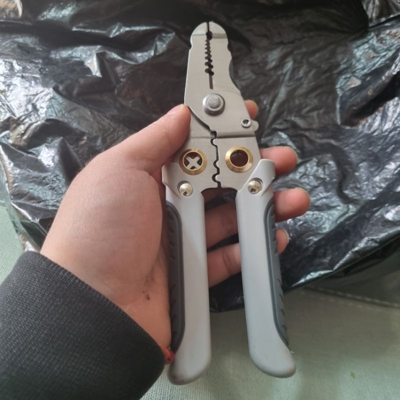 Kìm tuốt dây điện cao cấp kiểu mới 7 công năng thép CRV