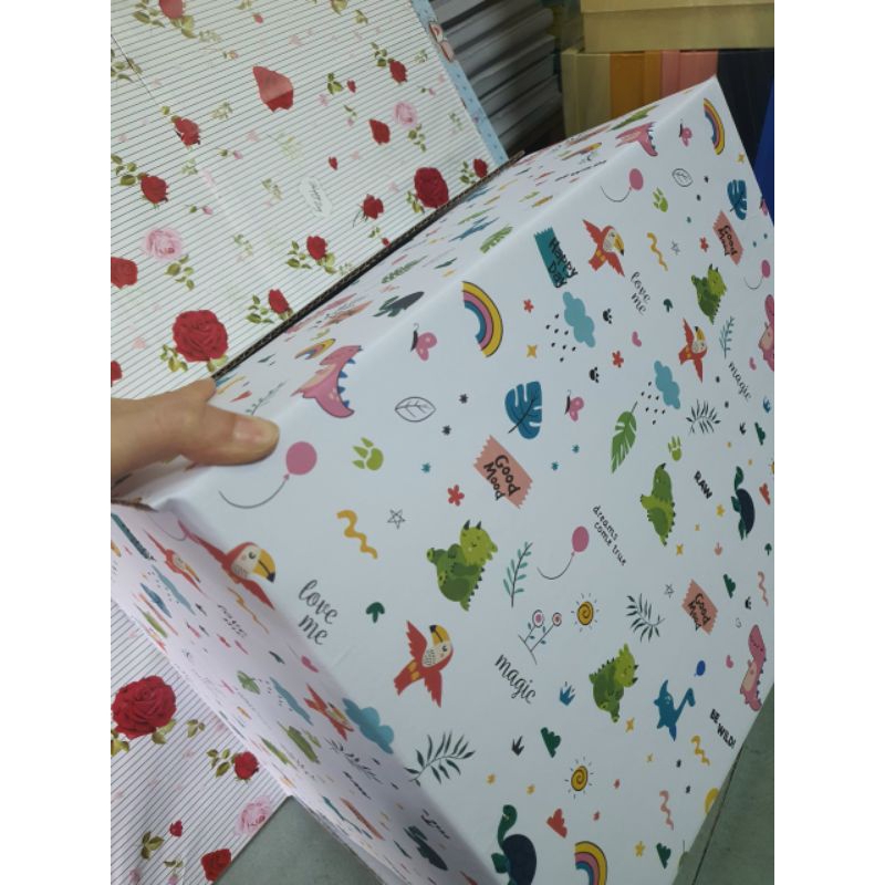 Hộp quà thùng carton 30x40 cao 30cm/80k