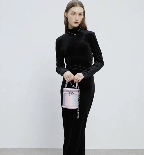 Túi nữ quai cầm + đeo chéo size 17,5 dáng trụ gam màu mới CK2-10701260 full màu