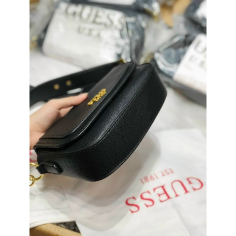 TÚI XÁCH GU**ESS YÊN NGỰA THIẾT KẾ ĐỘC ĐÁO