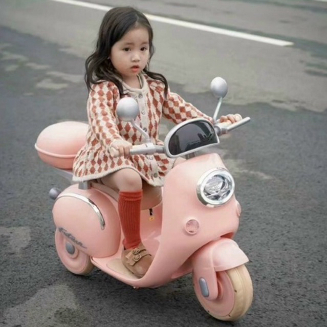 Xe Vespa điện cho bé mẫu mới 2023, xe cho bé có đèn, nhạc,mp3 Misa kids