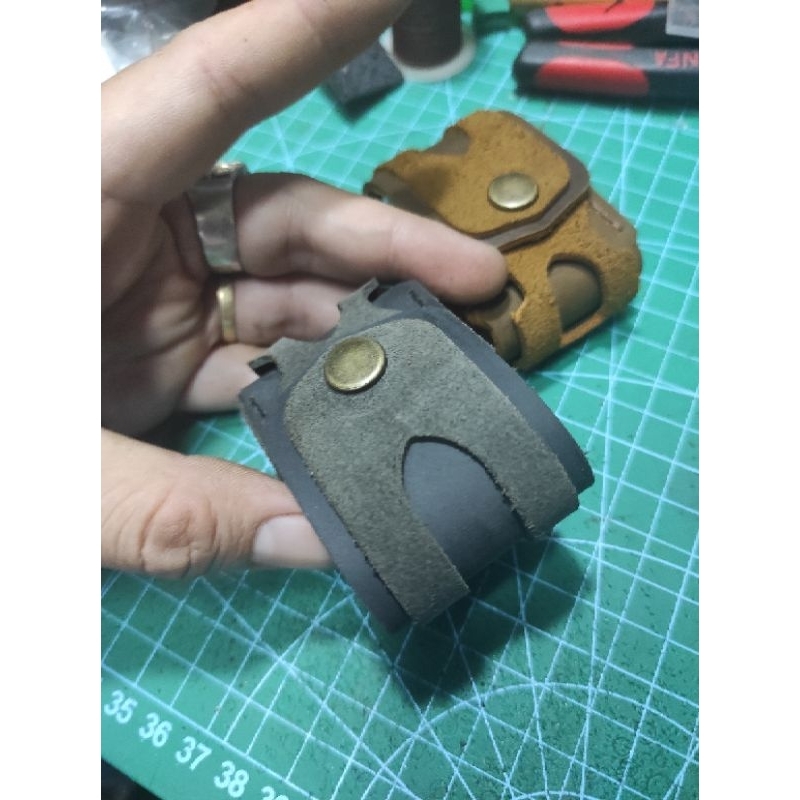 Bao da zippo da b.ò handmade siêu chất