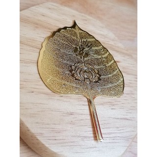 Lá bồ đề mạ vàng in hình Phật (đã khai quang)