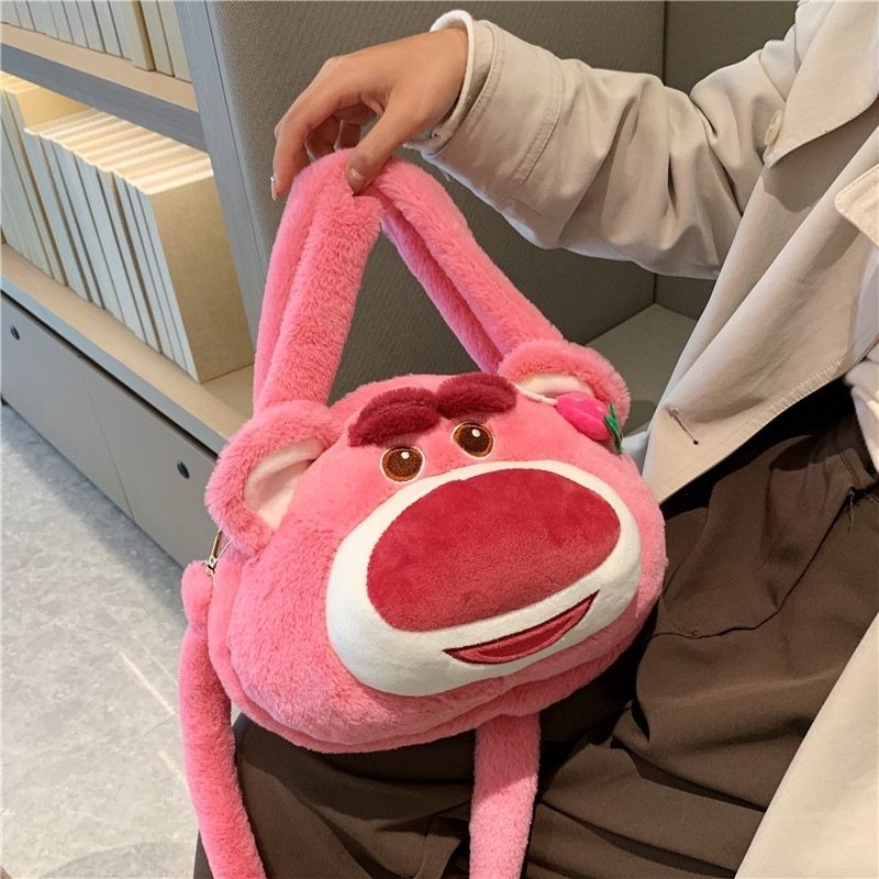 Túi Đeo Vai Gấu Hồng Lotso Size 30cm Siêu Dễ Thương, Siêu Cute Lông Mịn