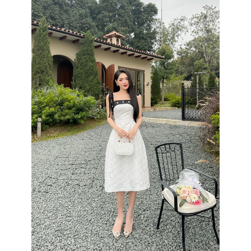 Steffani Dress - váy hai dây trắng dáng dài qua gối SEDUISANT.REV