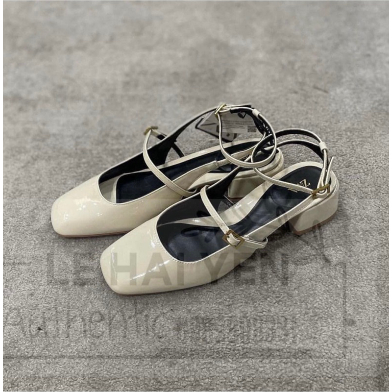 Giày sandal zara màu kem