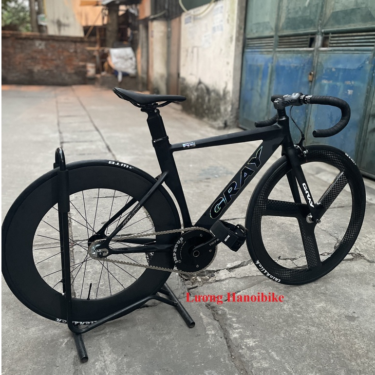 Xe đạp Fixed Gear f15 Đen chữ đổi màu vành trước sau full carbon đùi Impetus