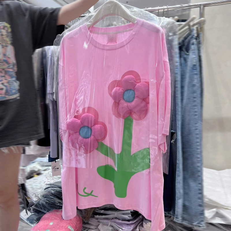 Áo thun form rộng đính hoa to dễ thương xinh xắn