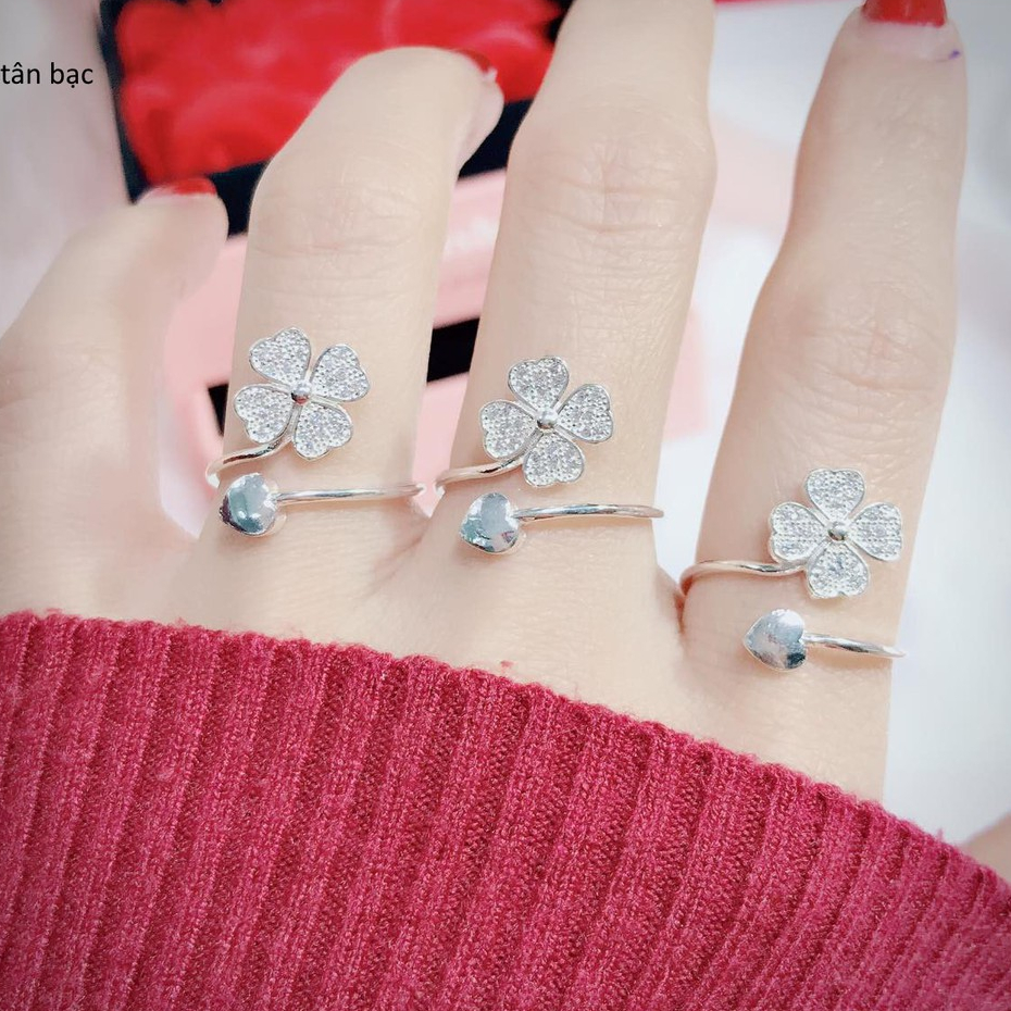 nhẫn cỏ 4 lá , biểu tượng của sự may mắn , phiên bản bạc , sự kết hợp mới lạ trong phong cách trẻ trung , năng động