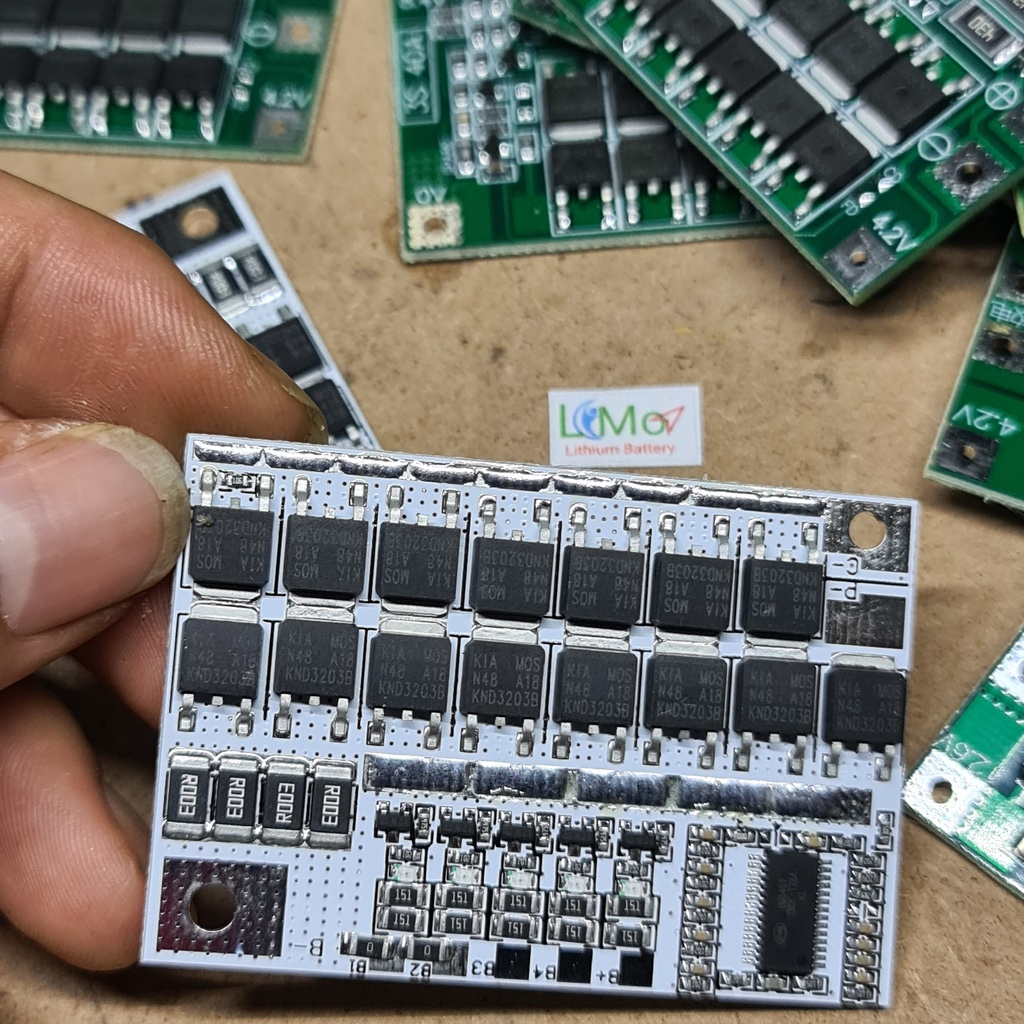 Mạch BMS bảo vệ pin 4S 100A. Chuyên dùng đóng bình pin Lithium đề xe máy thay acquy thường