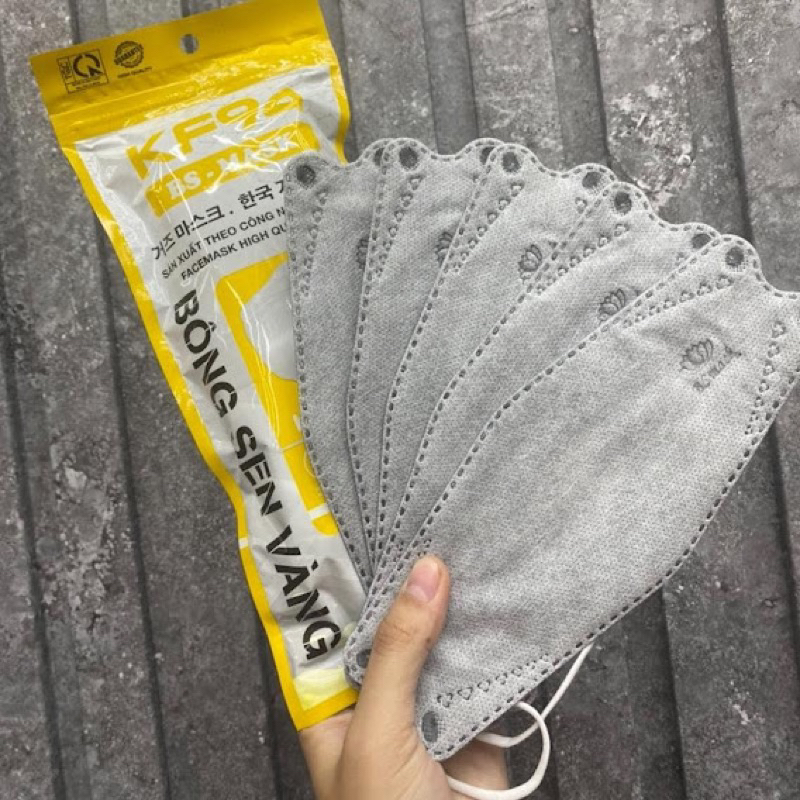 [SET 10 CÁI] Khẩu trang KF94 Bông Sen vàng 4 lớp kháng khuẩn, kiểu dáng 4D Hàn Quốc hàng chính hãng 