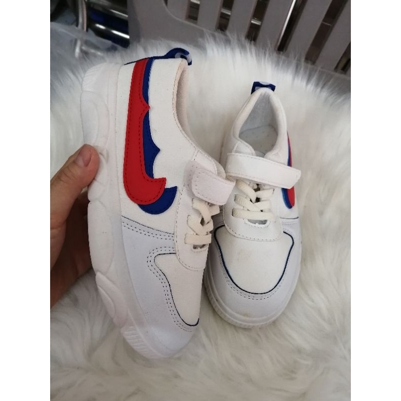 Xả kho Giày trẻ em nhiều mẫu lẻ size như hình