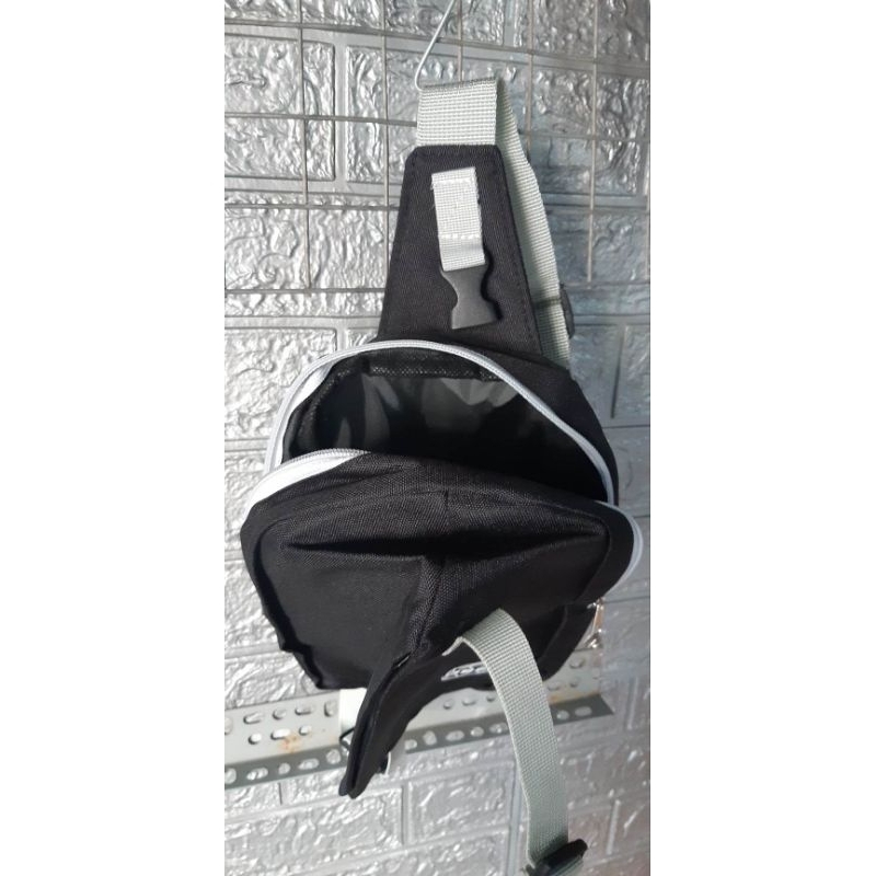 Túi đeo chéo thời trang