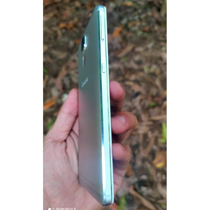 Điện thoại Huawei Honor 7 bản 64GB, màn hình 5,2 inch, 2 sim 4G, Camera 20MP, vỏ kim loại, vân tay