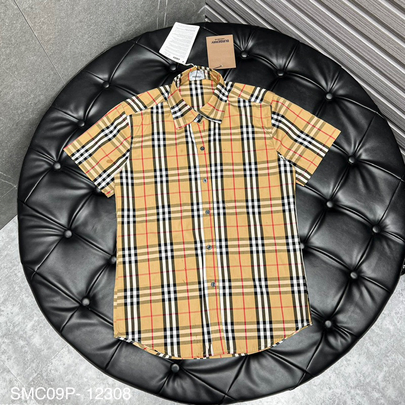 Áo sơ mi cộc tay nam nữ Burberry hoạ tiết kẻ sọc caro màu be kiểu dáng đơn giản lịch lãm SMC09P
