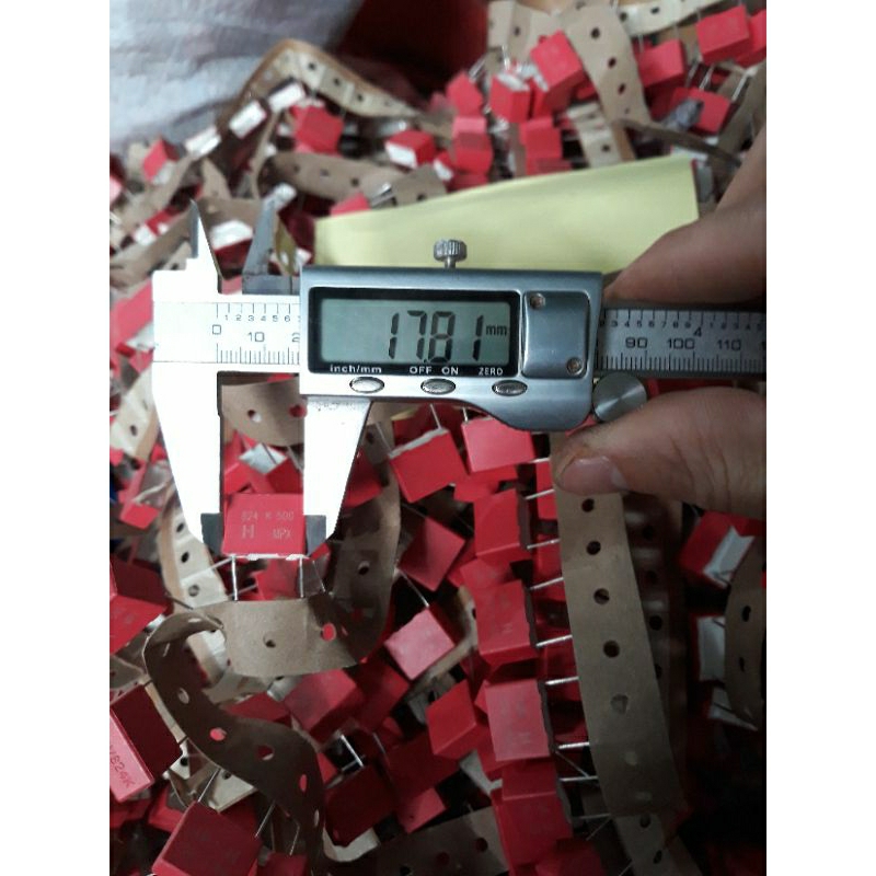 Combo 50 tụ vuông 824k 500v