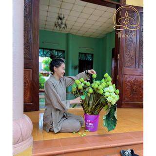 mẫu la hán Phật tử
