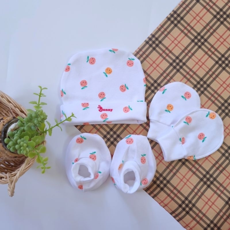 Set mũ, bao tay, bao chân sơ sinh chất đẹp Bunnybaby