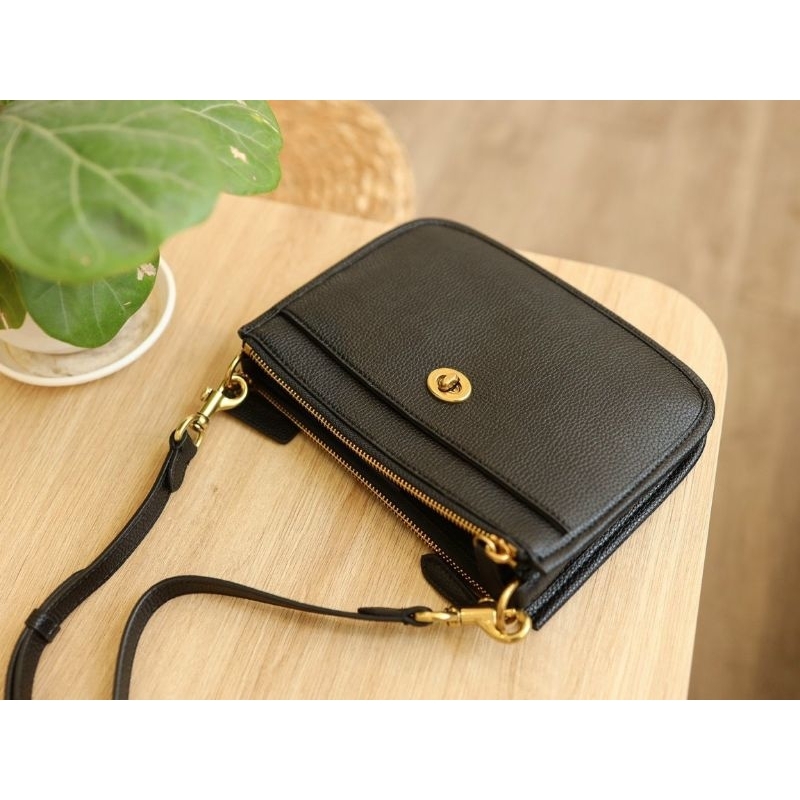 TÚI COACH SLIM TURNLOCK