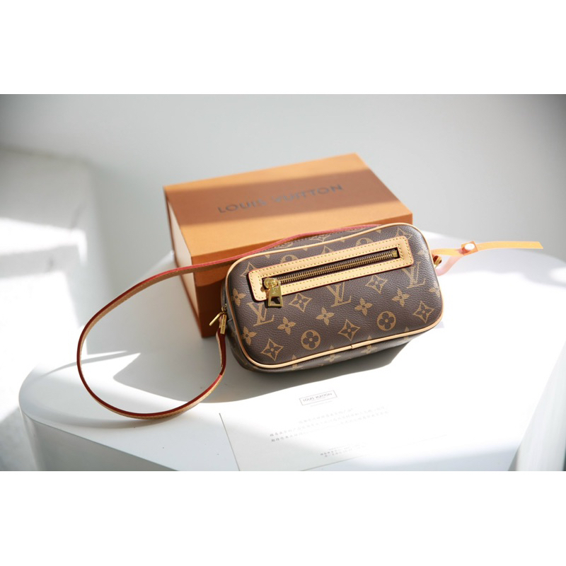 Túi đeo vai LV Pochette size 22cm chất da mềm thật fullbox 2 lớp