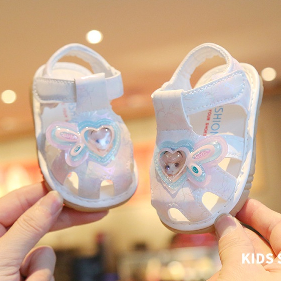 Sandal tập đi cho bé gái 0-2 tuổi chống trơn trượt họa tiết trái tim elsa đáng yêu phong cách thời trang