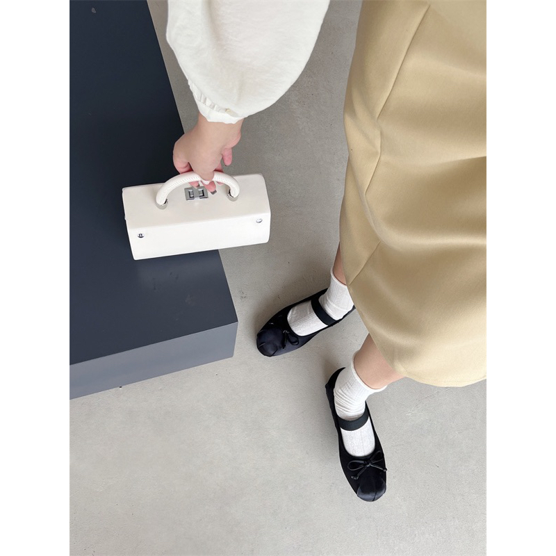 Giày búp bê vải có quai ba lê đế bằng phong cách Balletcore Jennie Backpink - Yannie