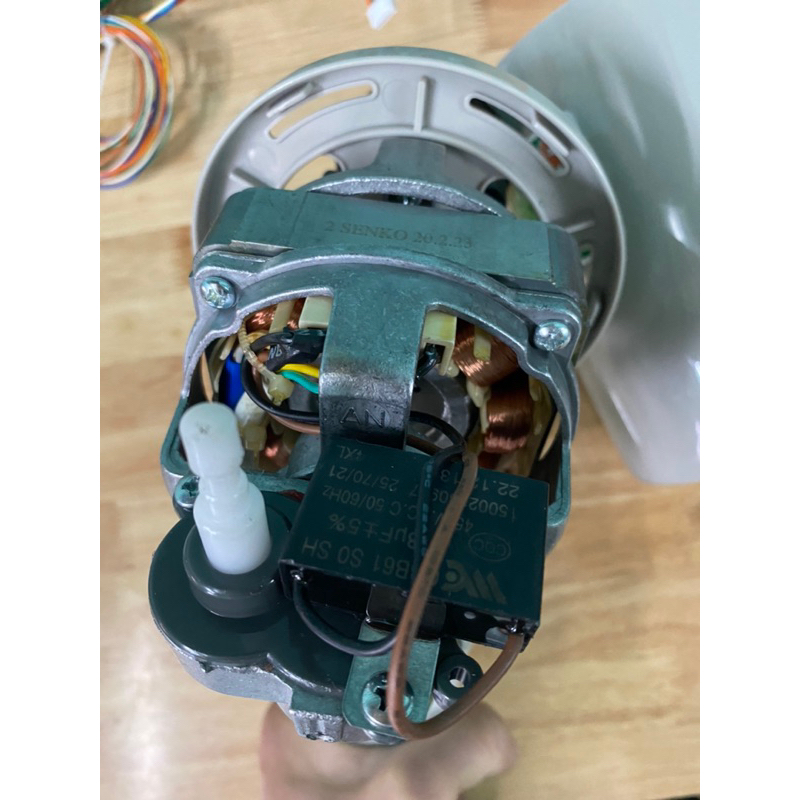 Motor đầu quạt 220V 50Hz
