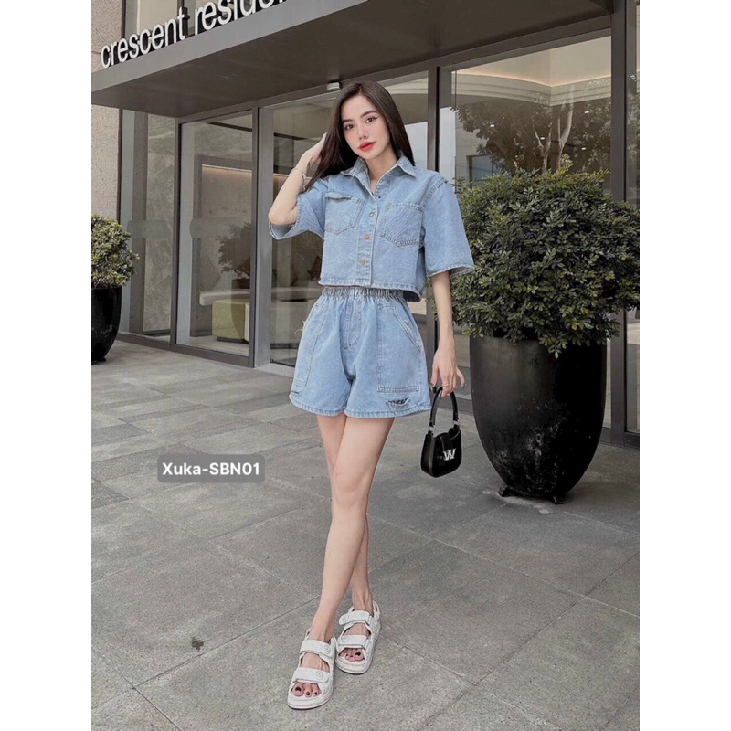 Set jean áo crotop kèm quần đùi lưng chun túi kiểu