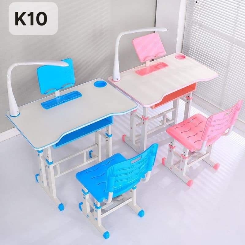 Bàn học chống gù cho bé kèm ghế
