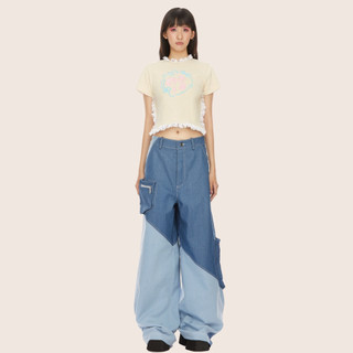 áo aeie jr. FLOATING TOP áo thun form baby tee in graphic, viền ren, hở lưng cột dây.