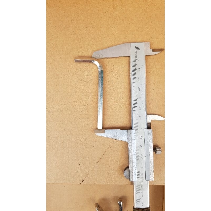 Lục giác 4, 5mm Nhật Bản