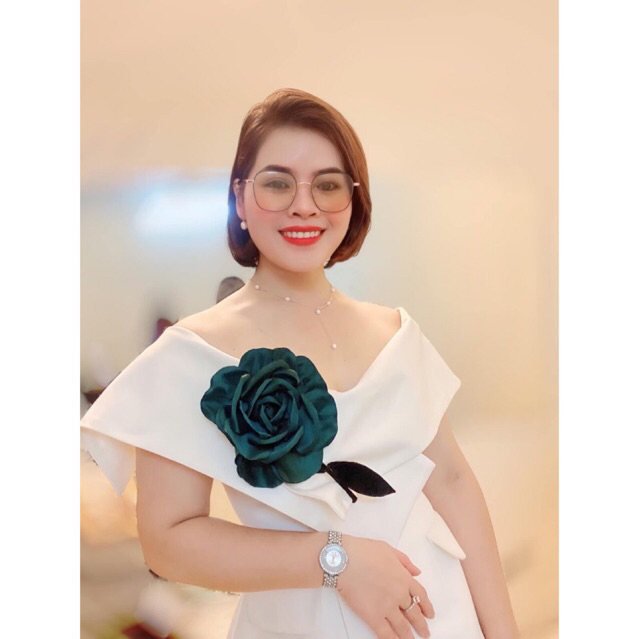 Hoa cài áo cover Dung Biez- Hoa size 10cm, 12cm, 15cm- Hoa cành ấn tượng sang chảnh