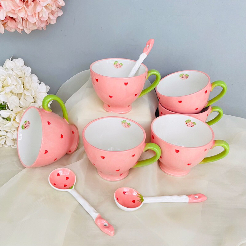 Cốc , thìa hình dâu Tây xinh xắn