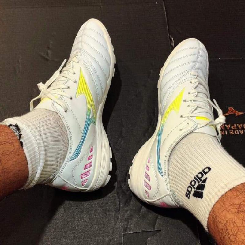 Giày Bóng Đá Sân Cỏ Nhân Tạo Mizuno Neo 3 Pro Các màu đẹp