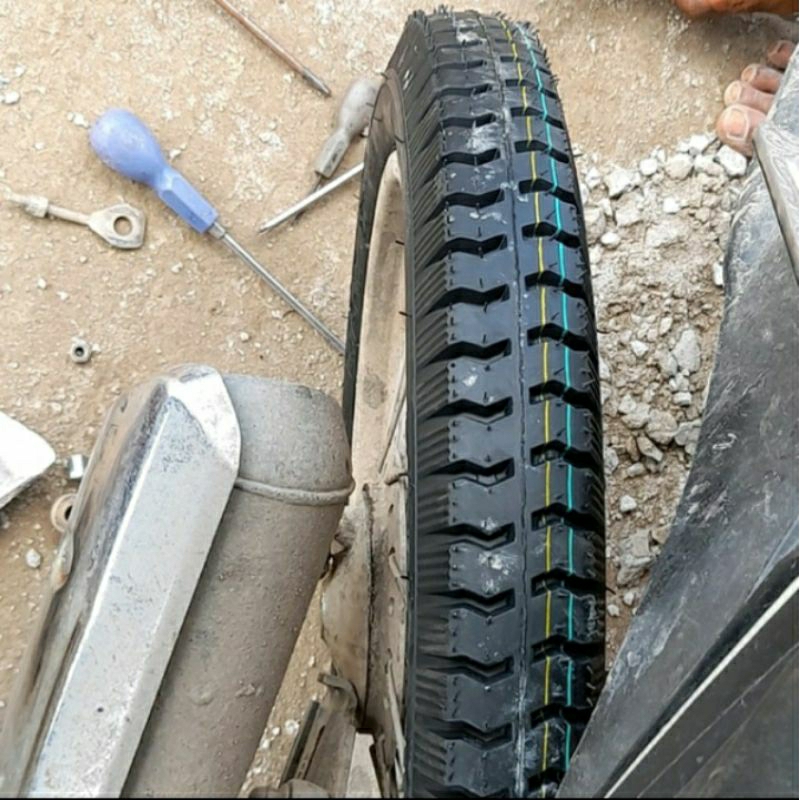 Cặp lốp  8 bố thồ tải casumina có dùng săm.