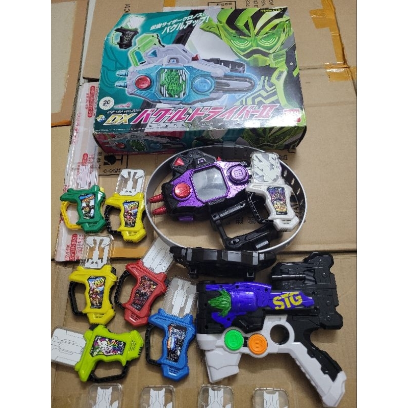 Đồ chơi Kamen Rider các loại có sẵn - Liên hệ nhắn tin cho shop