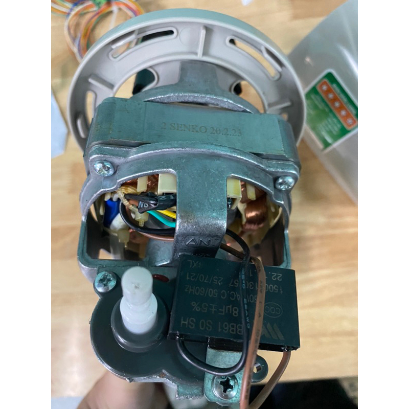 Motor đầu quạt 220V 50Hz